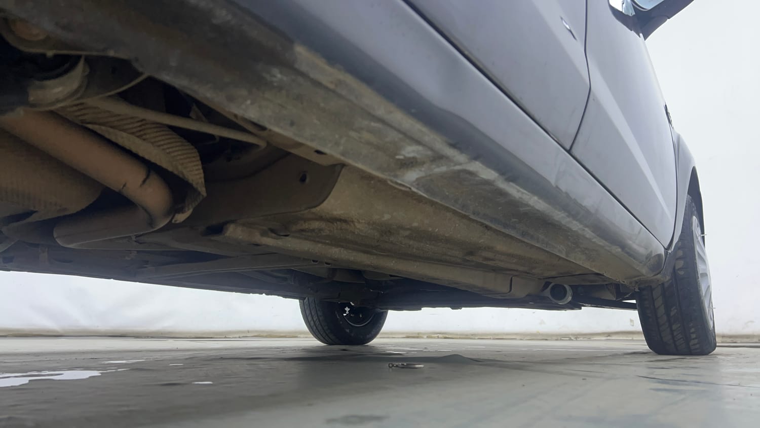 Used 2014 Ford Figo Duratorq Diesel ZXI 1.4 Diesel Manual extra REAR RIGHT UNDERBODY VIEW