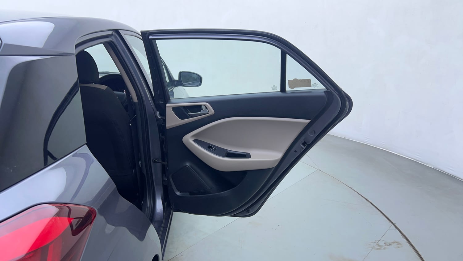 Used 2017 Hyundai Elite i20 Asta 1.2 (O) Petrol Manual interior RIGHT REAR DOOR OPEN VIEW