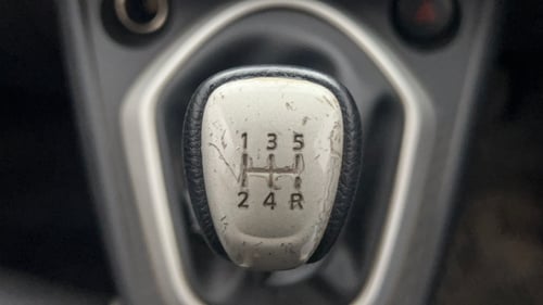Used 2019 Datsun Go Plus T(O) Petrol Manual interior GEAR  KNOB VIEW