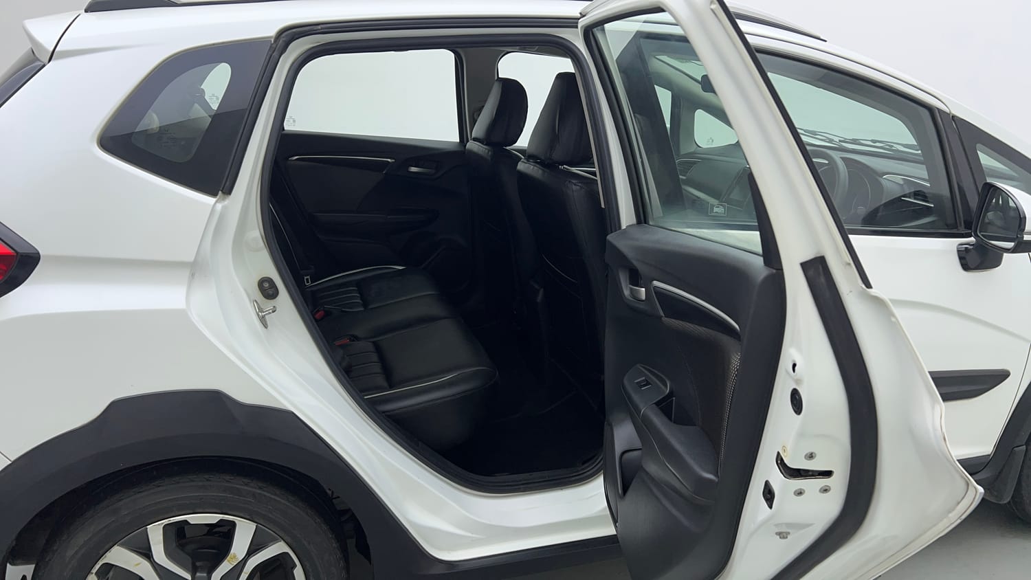 Used 2018 Honda WR-V VX MT Petrol Petrol Manual interior RIGHT SIDE REAR DOOR CABIN VIEW