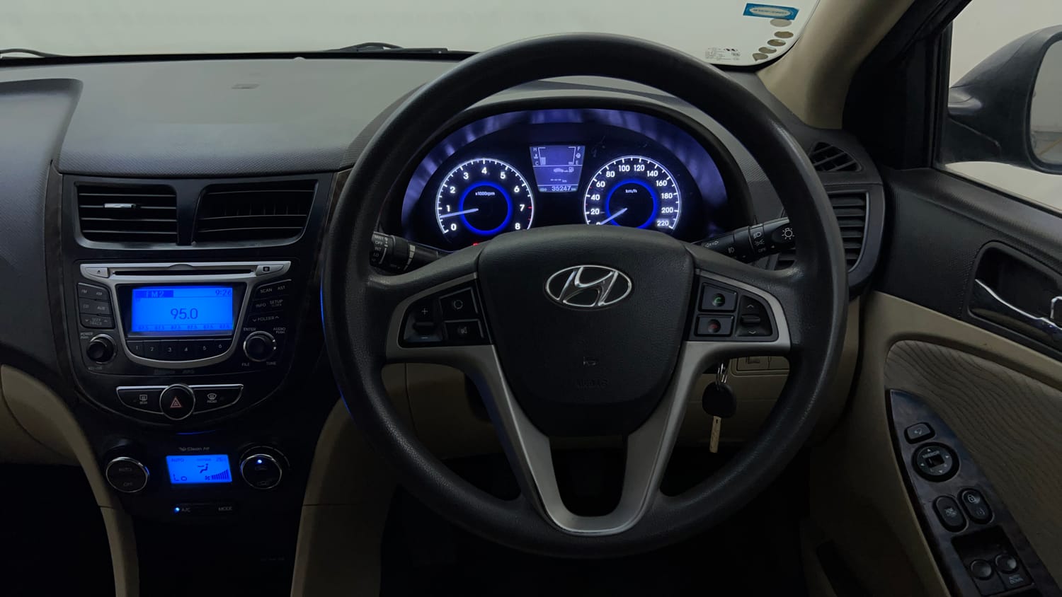 Used 2013 Hyundai Verna Fluidic 1.6 VTVT SX Petrol Manual interior STEERING VIEW
