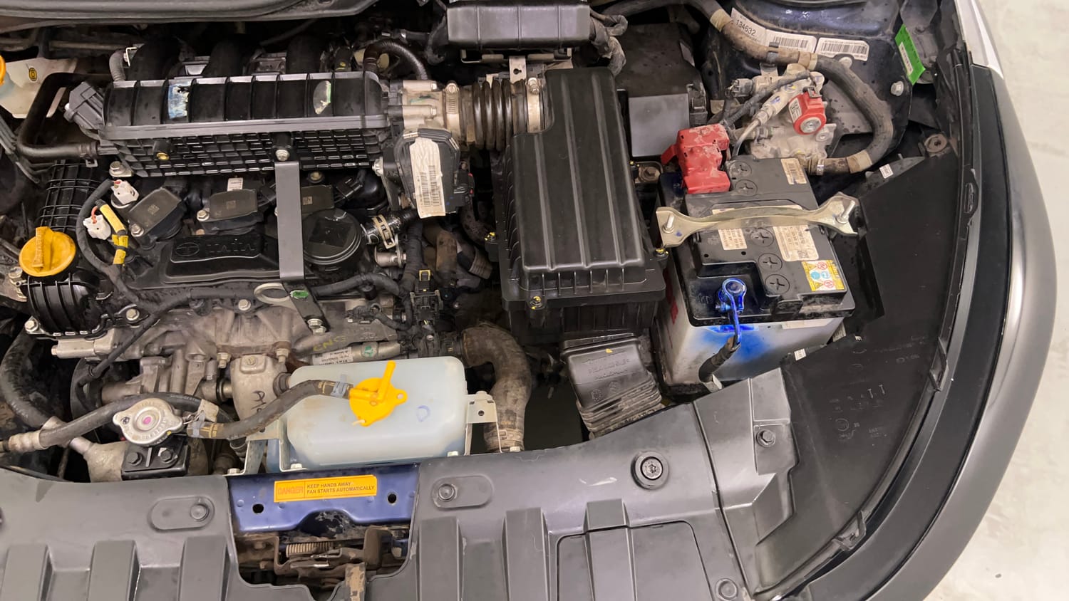 Used 2023 Tata Altroz XZ Plus (O) (S) iCNG Cng Manual engine ENGINE LEFT SIDE VIEW