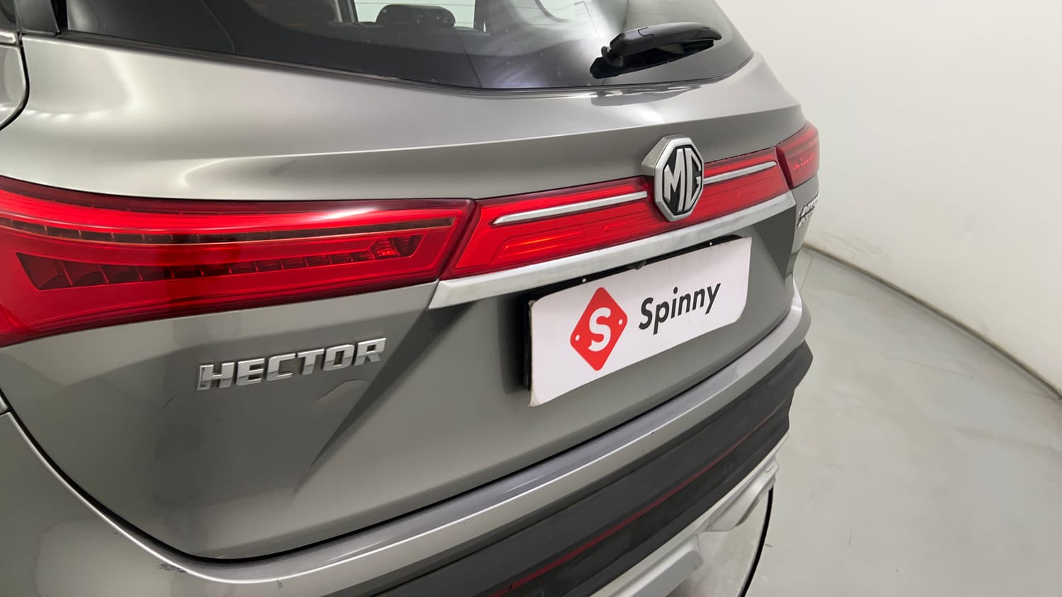 Used 2020 MG Motors Hector Sharp 1.5 DCT Petrol Petrol Automatic dents MINOR SCRATCH