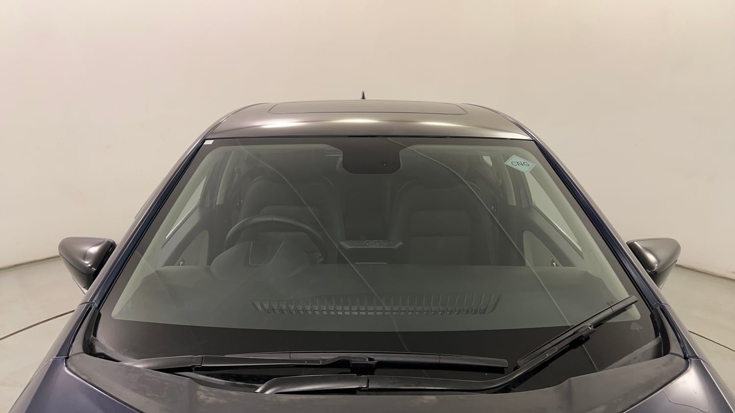 Used 2023 Tata Altroz XZ Plus (O) (S) iCNG Cng Manual exterior FRONT WINDSHIELD VIEW