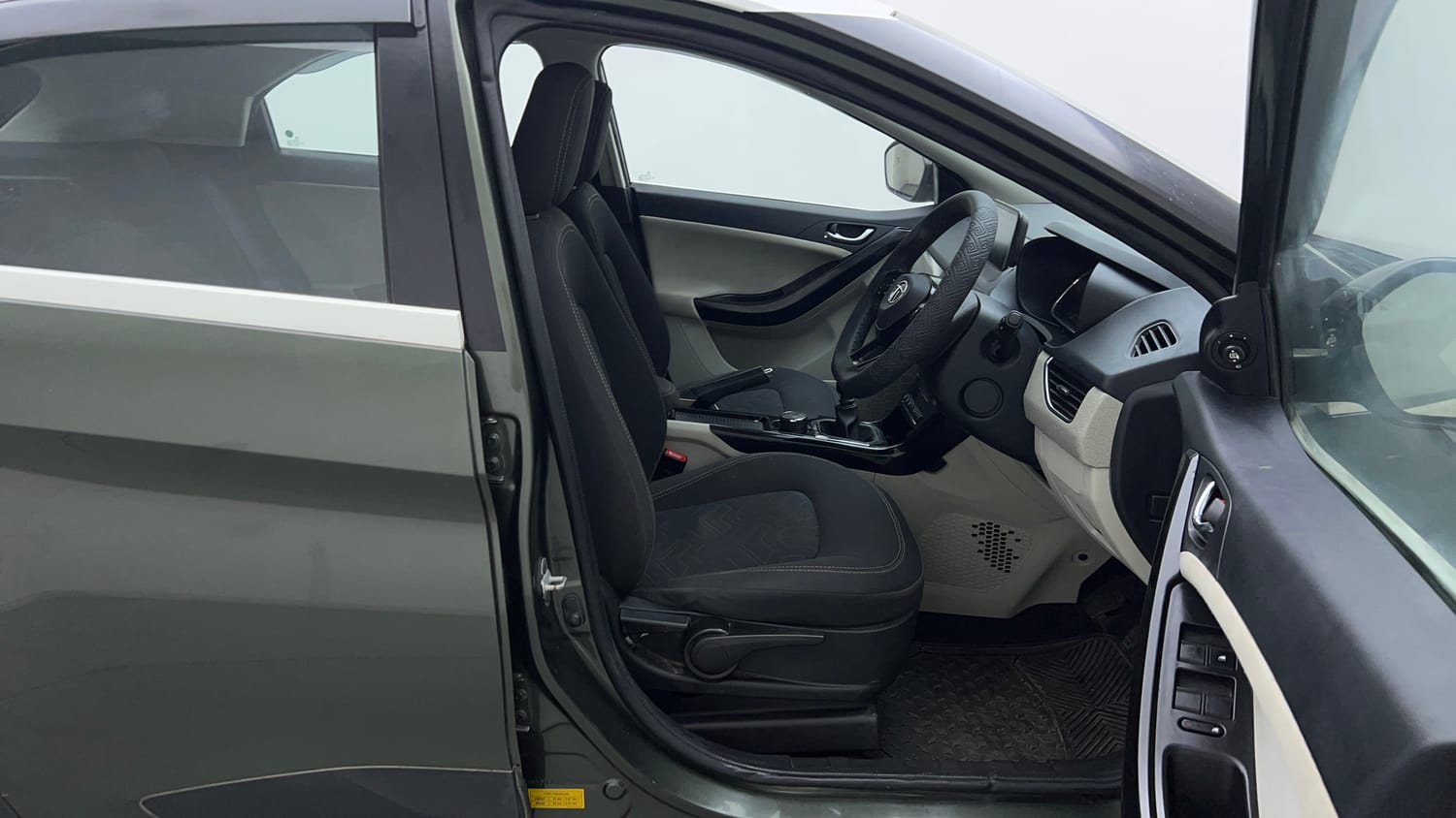 Used 2021 Tata Nexon XZ Plus Petrol Manual interior RIGHT SIDE FRONT DOOR CABIN VIEW