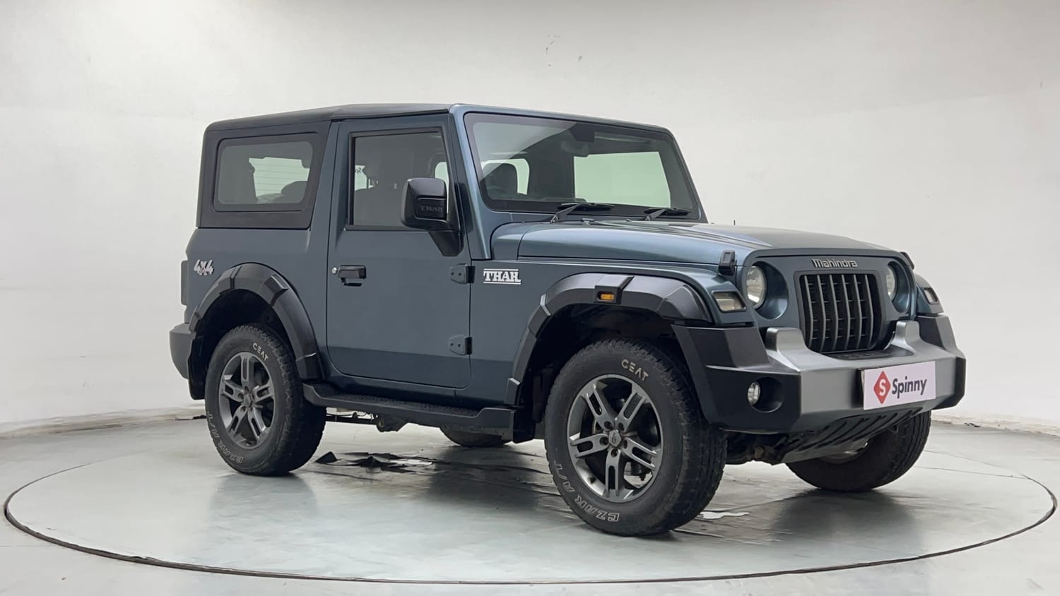 Used 2022 mahindra Thar LX Hard Top Petrol AT 4WD Petrol Automatic exterior RIGHT FRONT CORNER VIEW