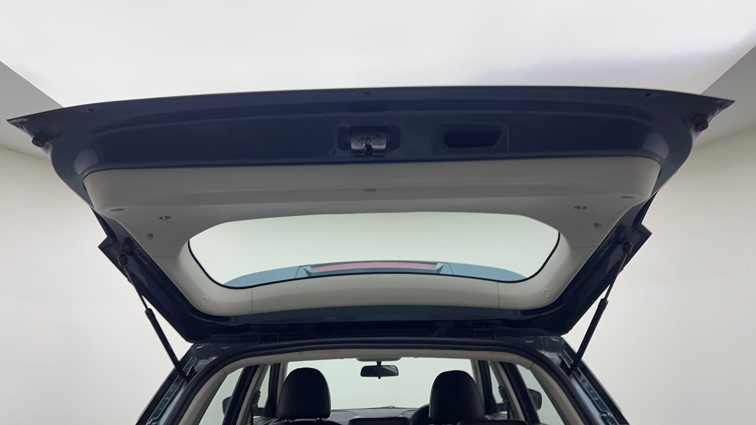 Used 2020 Mahindra XUV 300 1.2 W6 Petrol Manual interior DICKY DOOR OPEN VIEW