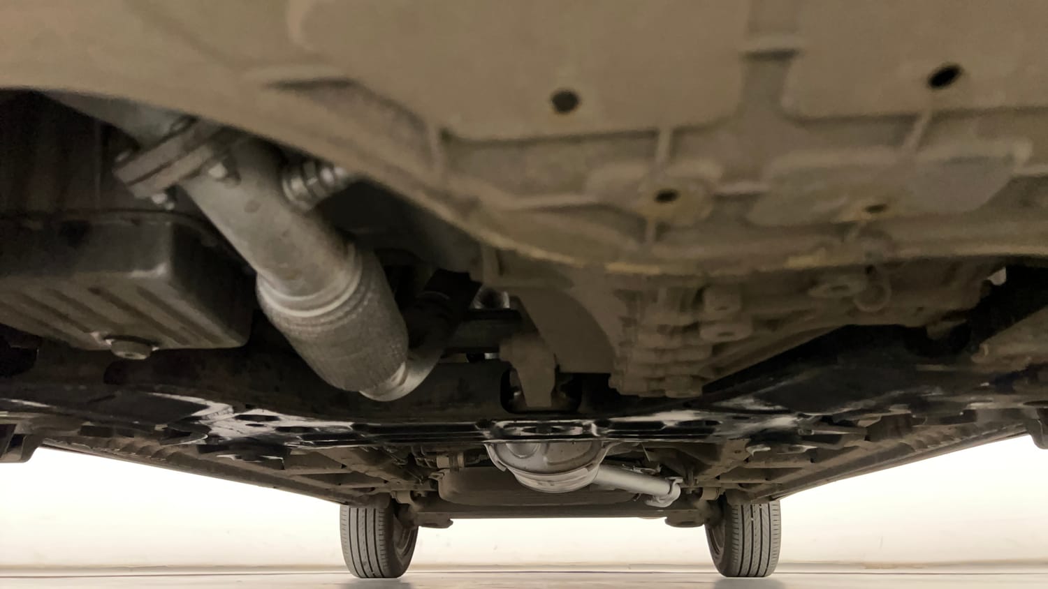 Used 2020 MG Motors Hector Sharp 1.5 DCT Petrol Petrol Automatic extra FRONT LEFT UNDERBODY VIEW