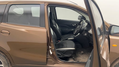 Used 2019 Datsun Go Plus T(O) Petrol Manual interior RIGHT SIDE FRONT DOOR CABIN VIEW