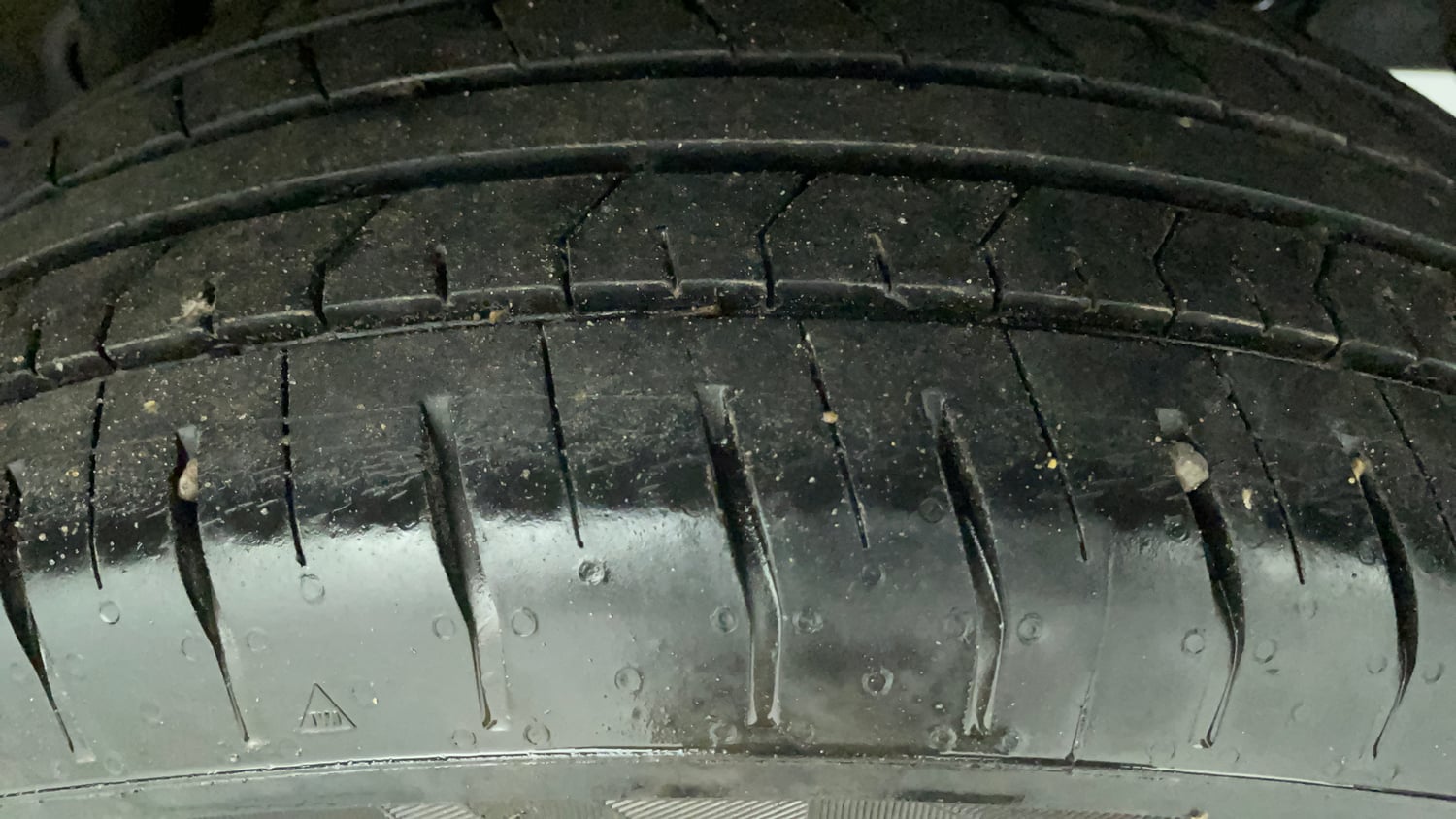 Used 2021 Hyundai Venue S Plus 1.2 Petrol Petrol Manual tyres LEFT REAR TYRE TREAD VIEW