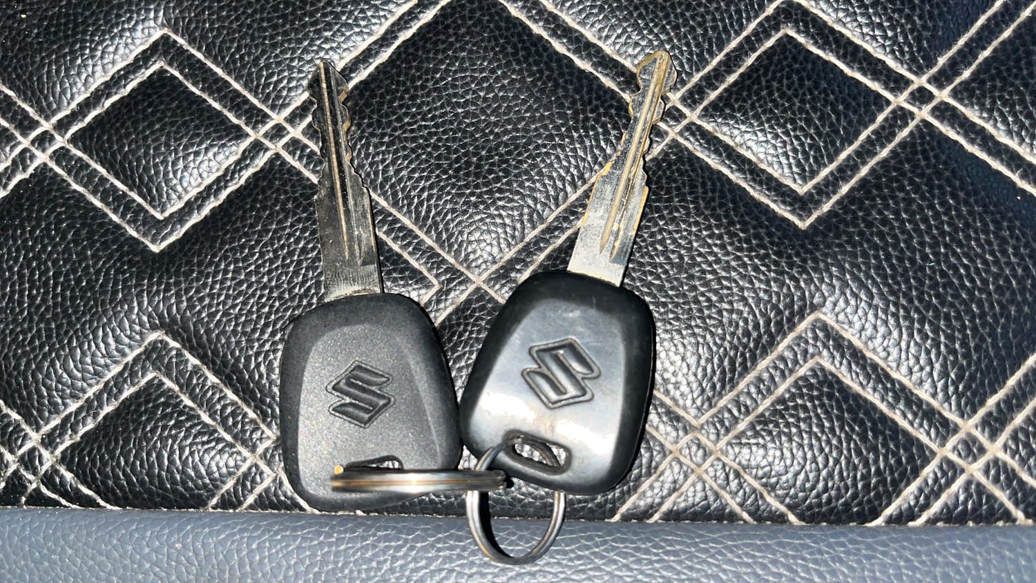 Used 2015 Maruti Suzuki Ritz Vxi BS-IV Petrol Manual extra CAR KEY VIEW