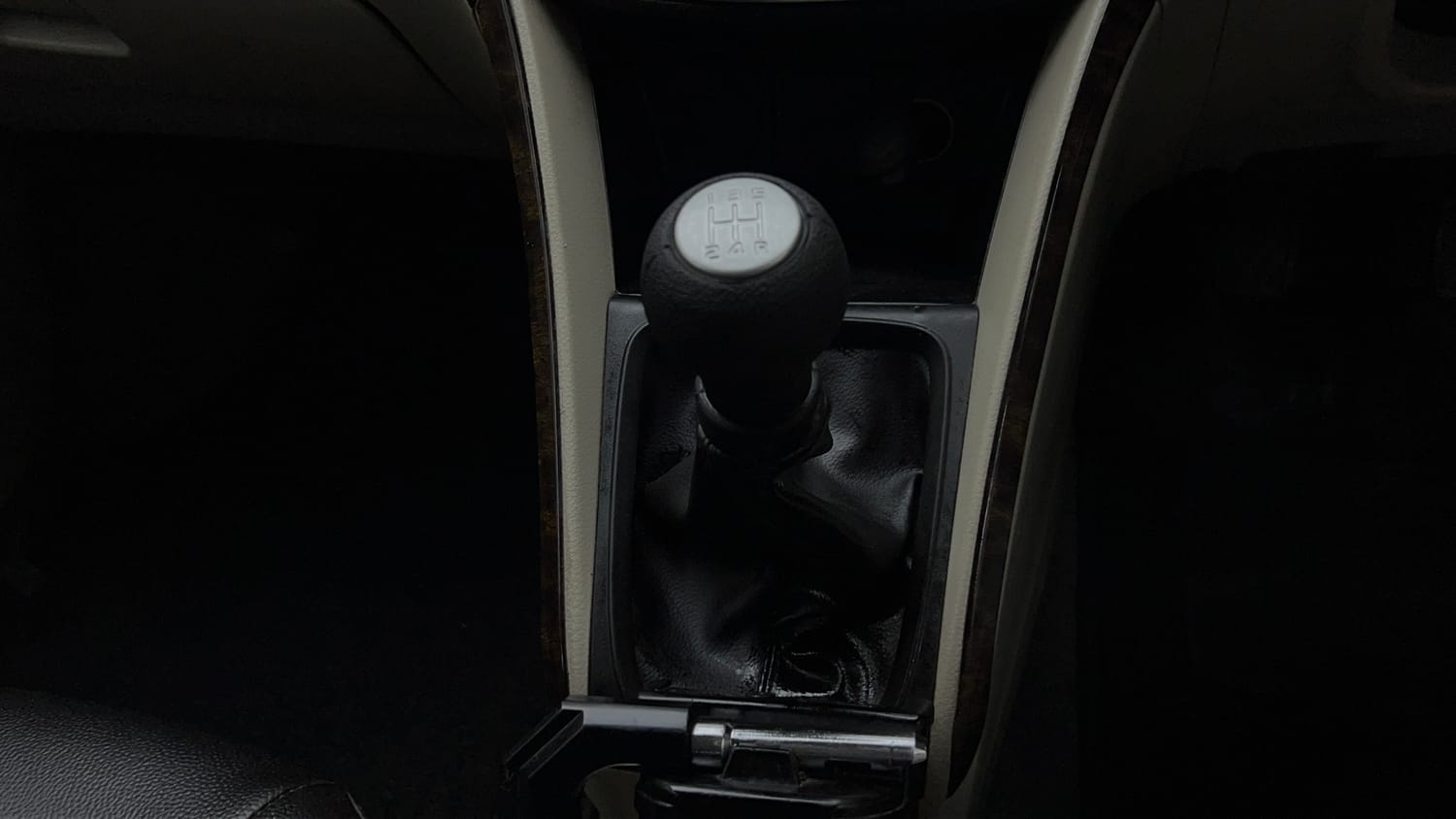 Used 2018 Maruti Suzuki Celerio VXi CNG Cng Manual interior GEAR  KNOB VIEW