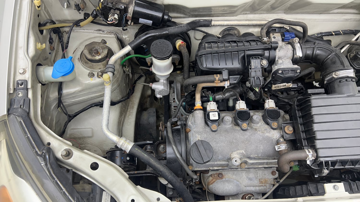 Used 2017 Maruti Suzuki Alto 800 LXi Petrol Manual engine ENGINE RIGHT SIDE VIEW