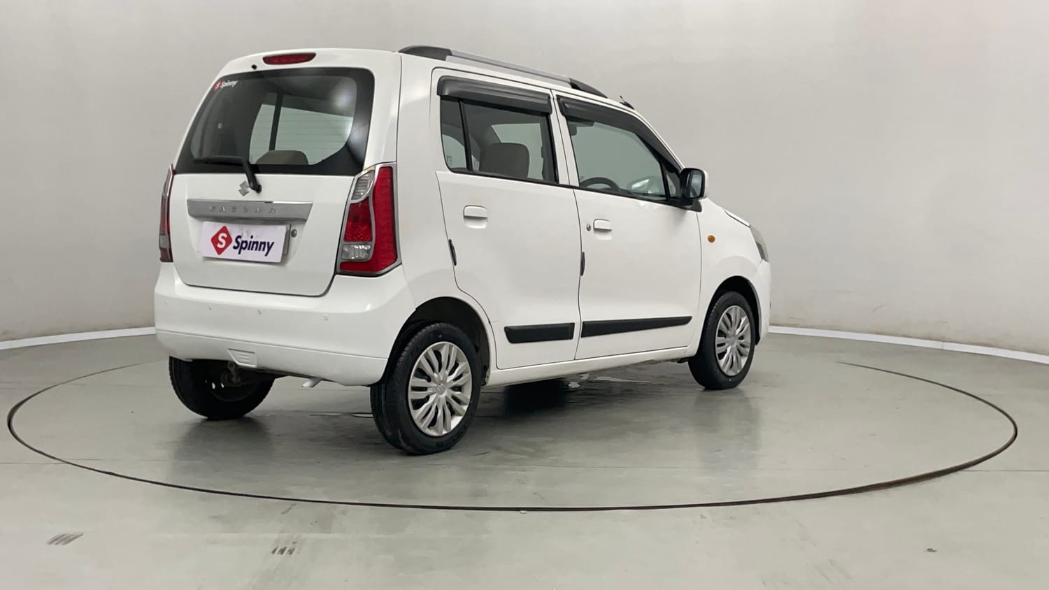 Used 2018 Maruti Suzuki Wagon R 1.0 VXI AMT Petrol Automatic exterior RIGHT REAR CORNER VIEW