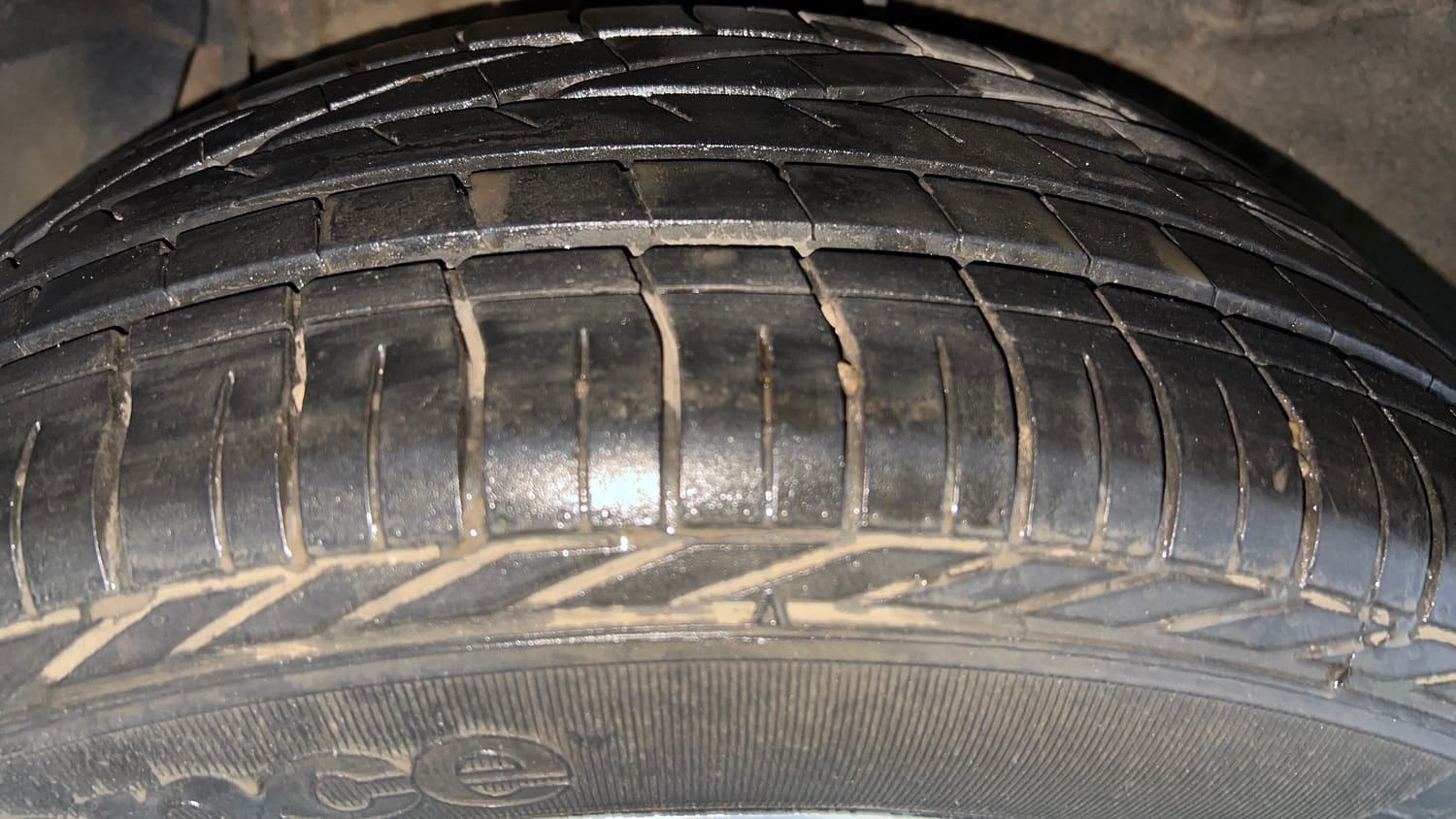 Used 2021 Tata Nexon XZ Plus Petrol Manual tyres RIGHT REAR TYRE TREAD VIEW