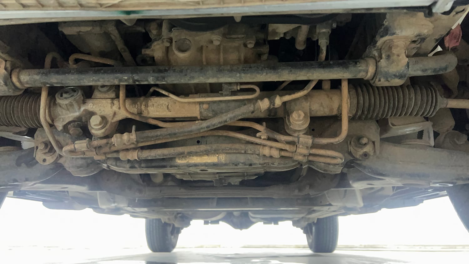 Used 2016 Mahindra TUV300 T4 Plus Diesel Manual extra FRONT LEFT UNDERBODY VIEW