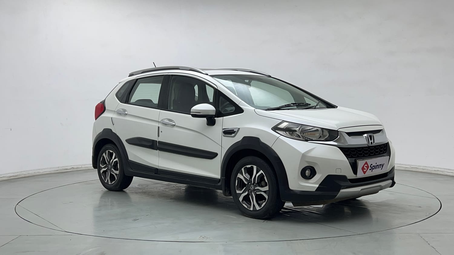 Used 2018 Honda WR-V VX MT Petrol Petrol Manual exterior RIGHT FRONT CORNER VIEW