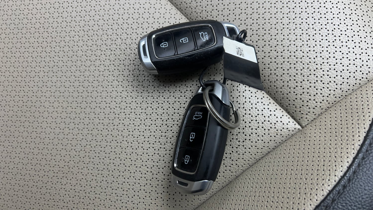 Used 2019 Hyundai Verna SX (O) 1.6 VTVT AT Petrol Automatic extra CAR KEY VIEW