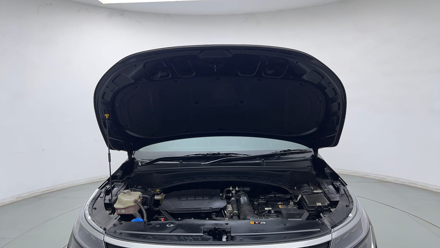 Used 2025 Kia Seltos GTX Plus 1.5 Turbo Petrol DCT Petrol Automatic engine ENGINE & BONNET OPEN FRONT VIEW