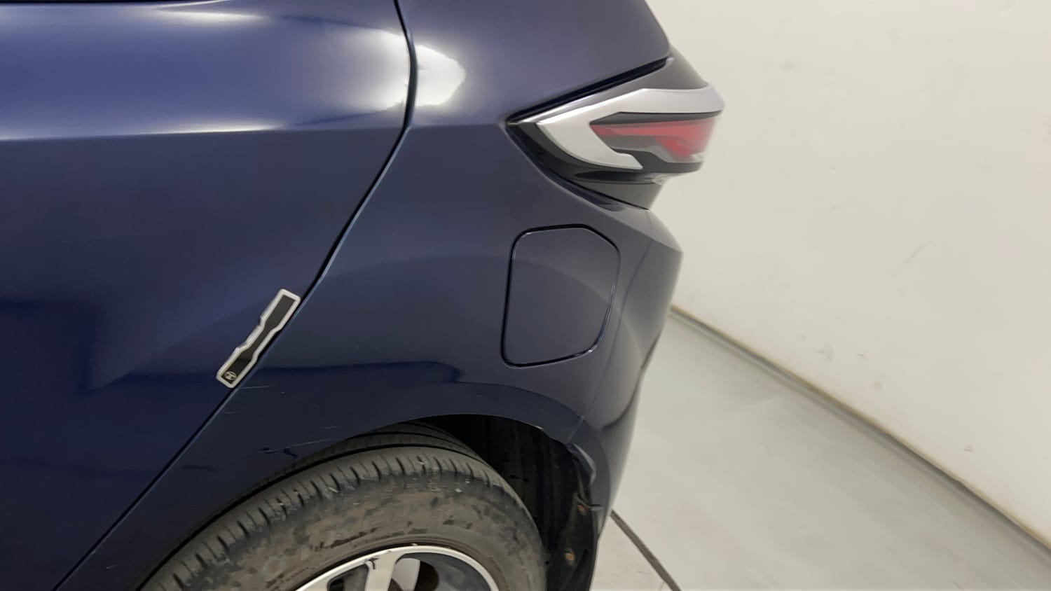 Used 2023 Tata Altroz XZ Plus (O) (S) iCNG Cng Manual dents MINOR SCRATCH