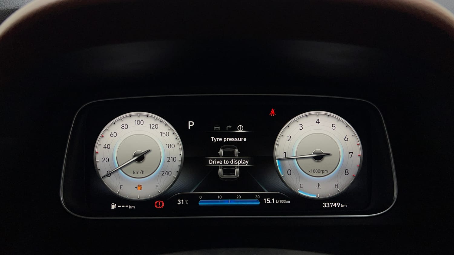 Used 2021 Hyundai Alcazar Signature (O) 6 STR 2.0 Petrol AT Petrol Automatic interior CLUSTERMETER VIEW