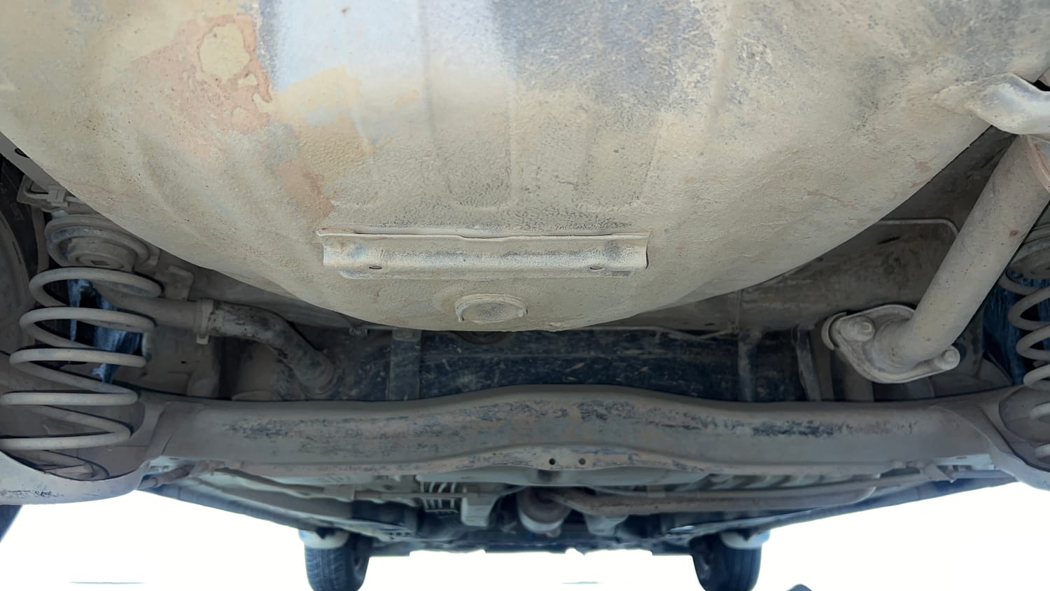 Used 2015 Honda Amaze 1.2 S i-VTEC Petrol Manual extra REAR UNDERBODY VIEW (TAKEN FROM REAR)