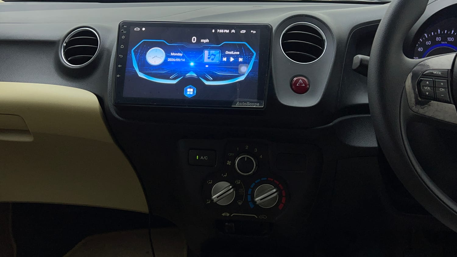 Used 2015 Honda Amaze 1.2 S i-VTEC Petrol Manual interior MUSIC SYSTEM & AC CONTROL VIEW