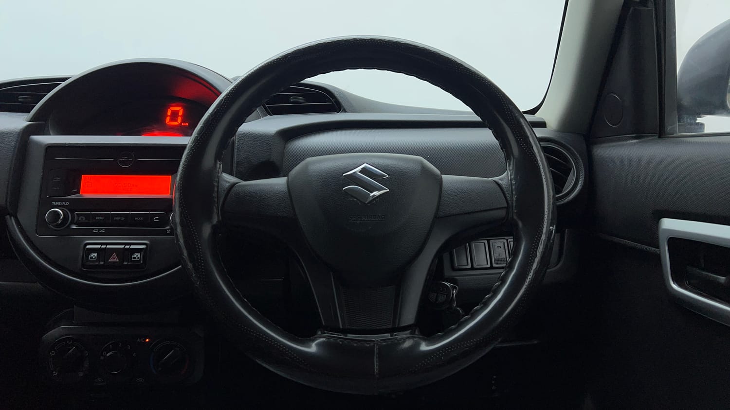 Used 2020 Maruti Suzuki S-Presso VXi Petrol Manual interior STEERING VIEW