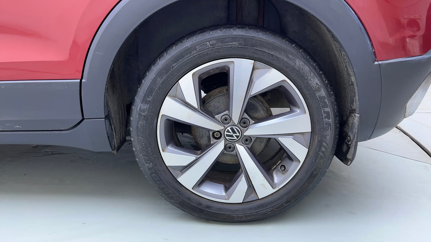 Used 2023 Volkswagen Taigun Topline 1.0 TSI AT Petrol Automatic tyres LEFT REAR TYRE RIM VIEW