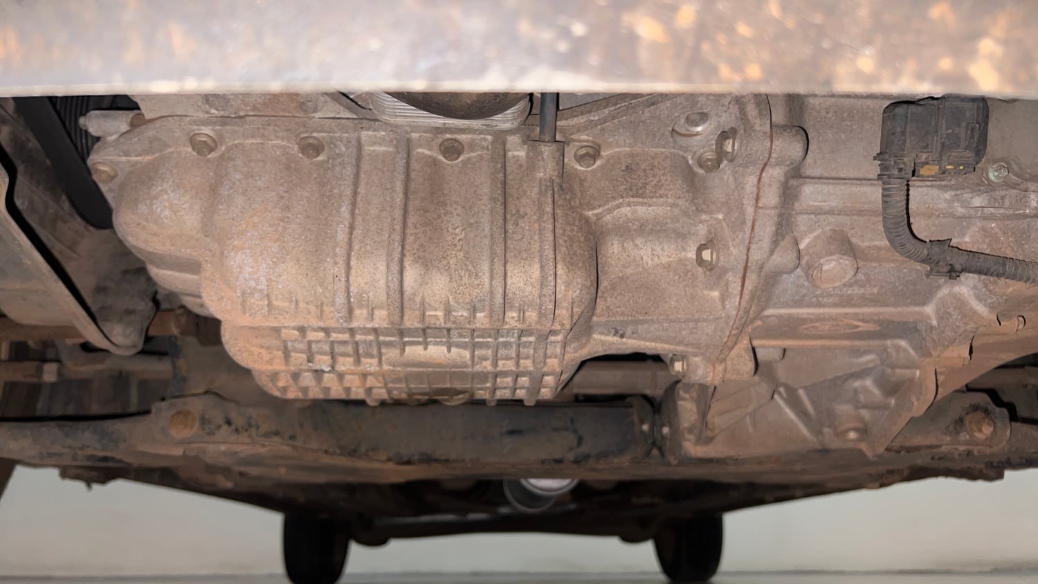 Used 2017 Ford Figo Titanium 1.5 Ti-VCT AT Petrol Automatic extra FRONT LEFT UNDERBODY VIEW