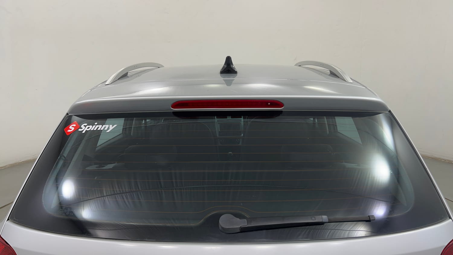 Used 2015 Volkswagen Polo Highline1.2L (P) Petrol Manual exterior BACK WINDSHIELD VIEW