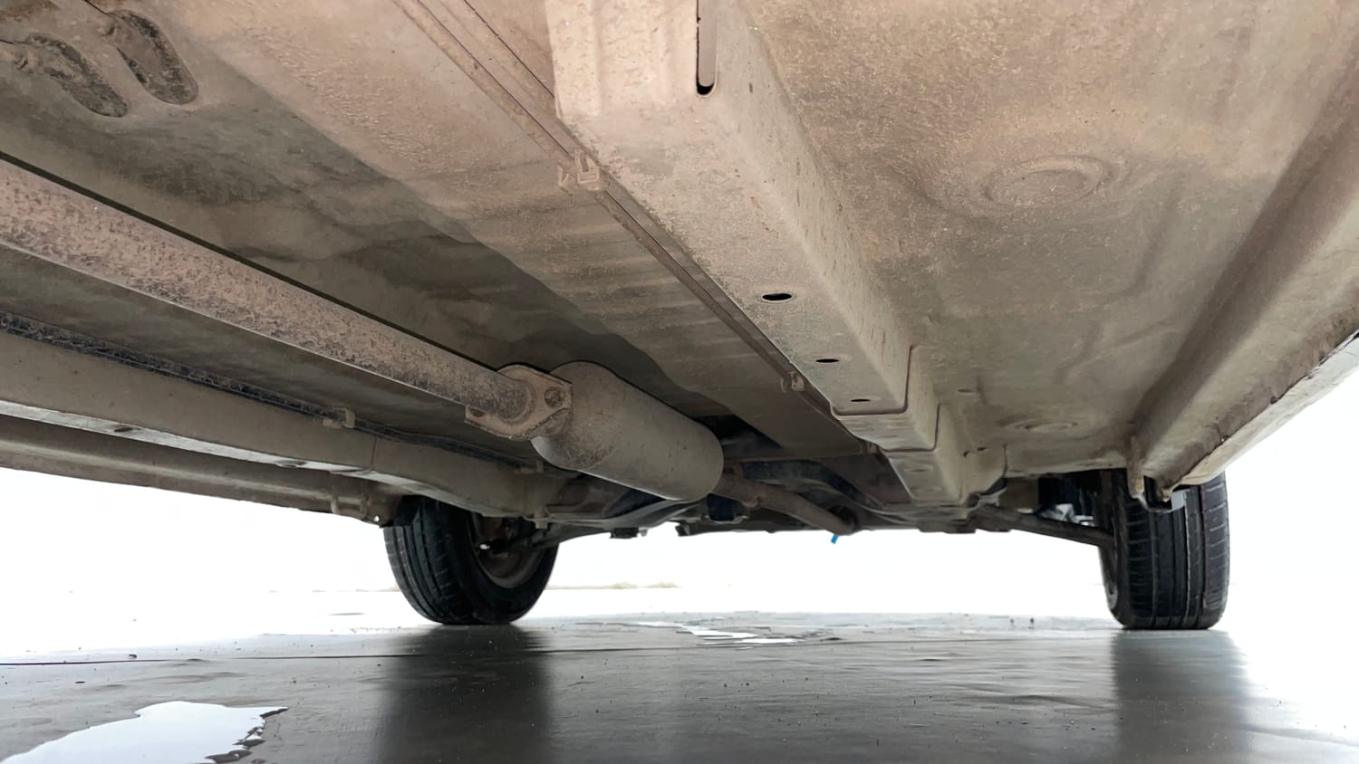 Used 2018 Maruti Suzuki Wagon R 1.0 VXI AMT Petrol Automatic extra REAR RIGHT UNDERBODY VIEW