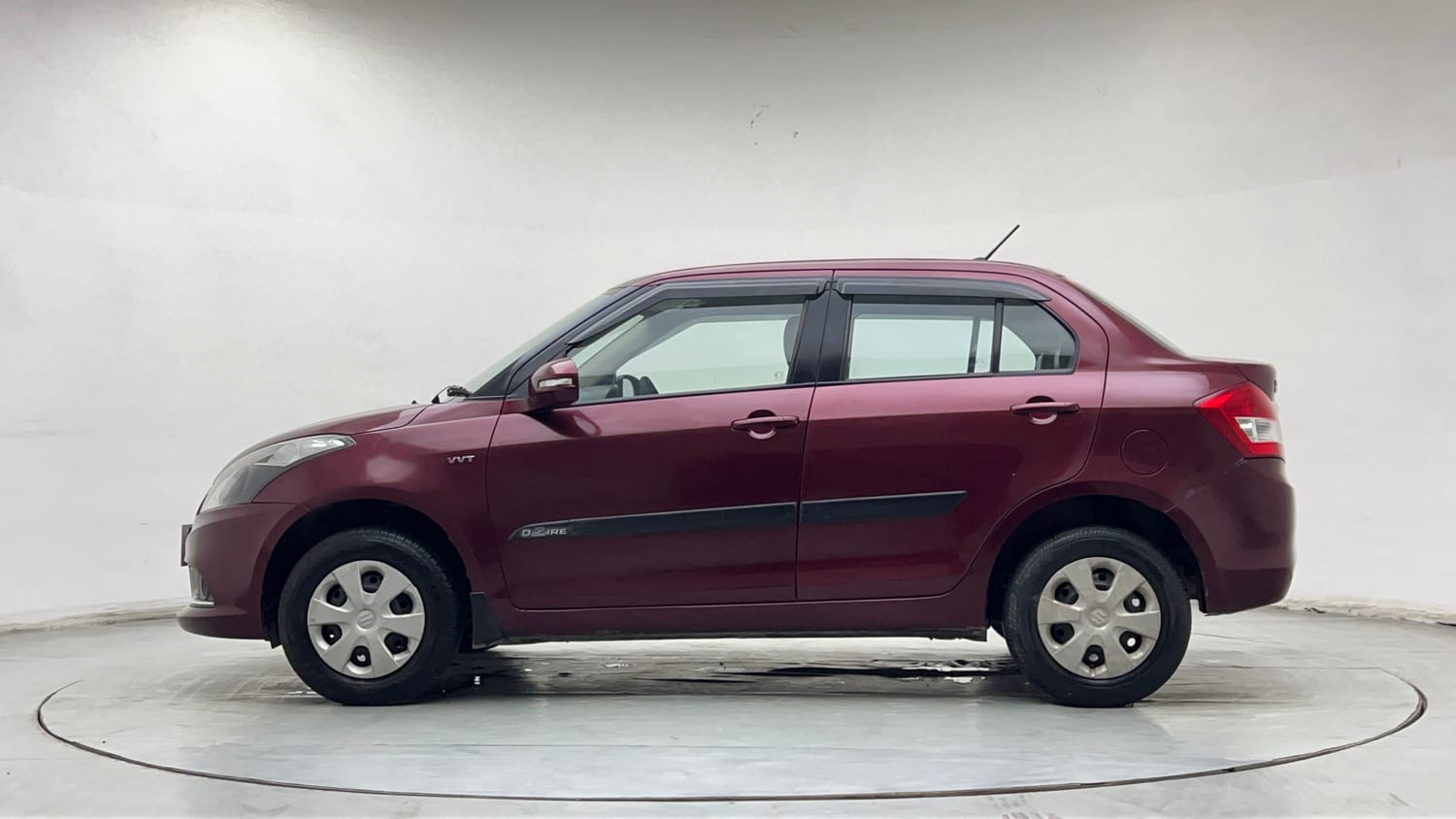 Used 2015 Maruti Suzuki Swift Dzire VXI Petrol Manual exterior LEFT SIDE VIEW