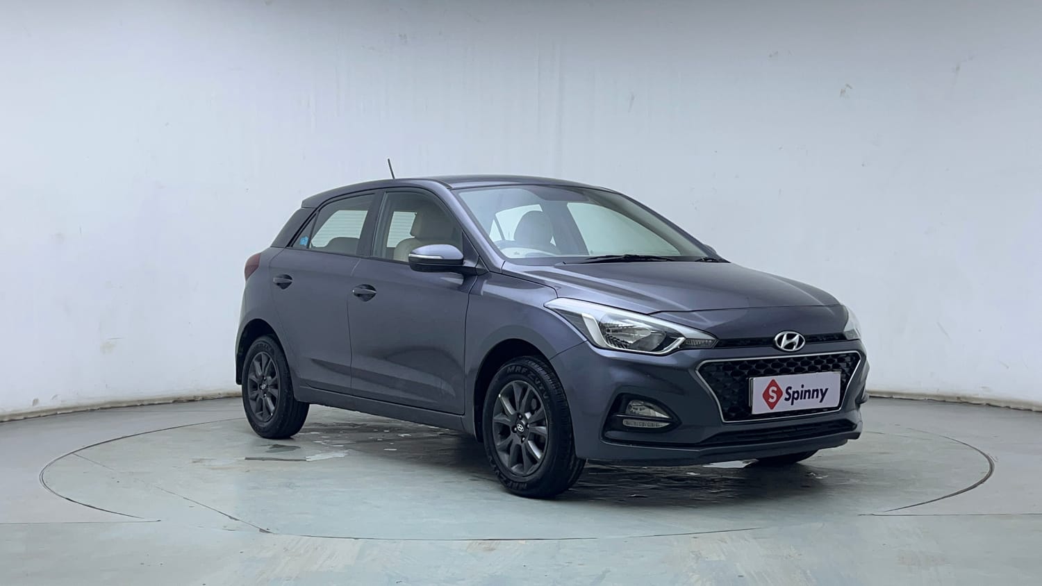 Used 2019 Hyundai Elite i20 Sportz Plus 1.2 Petrol Manual exterior RIGHT FRONT CORNER VIEW