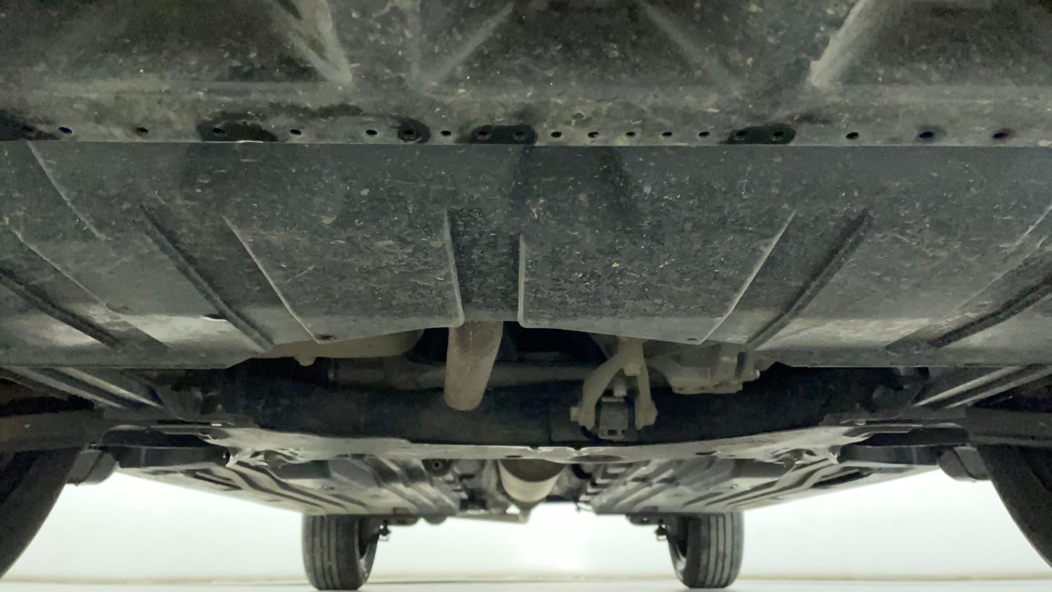 Used 2026 Maruti Suzuki Grand Vitara Delta Smart Hybrid Petrol Manual extra FRONT LEFT UNDERBODY VIEW
