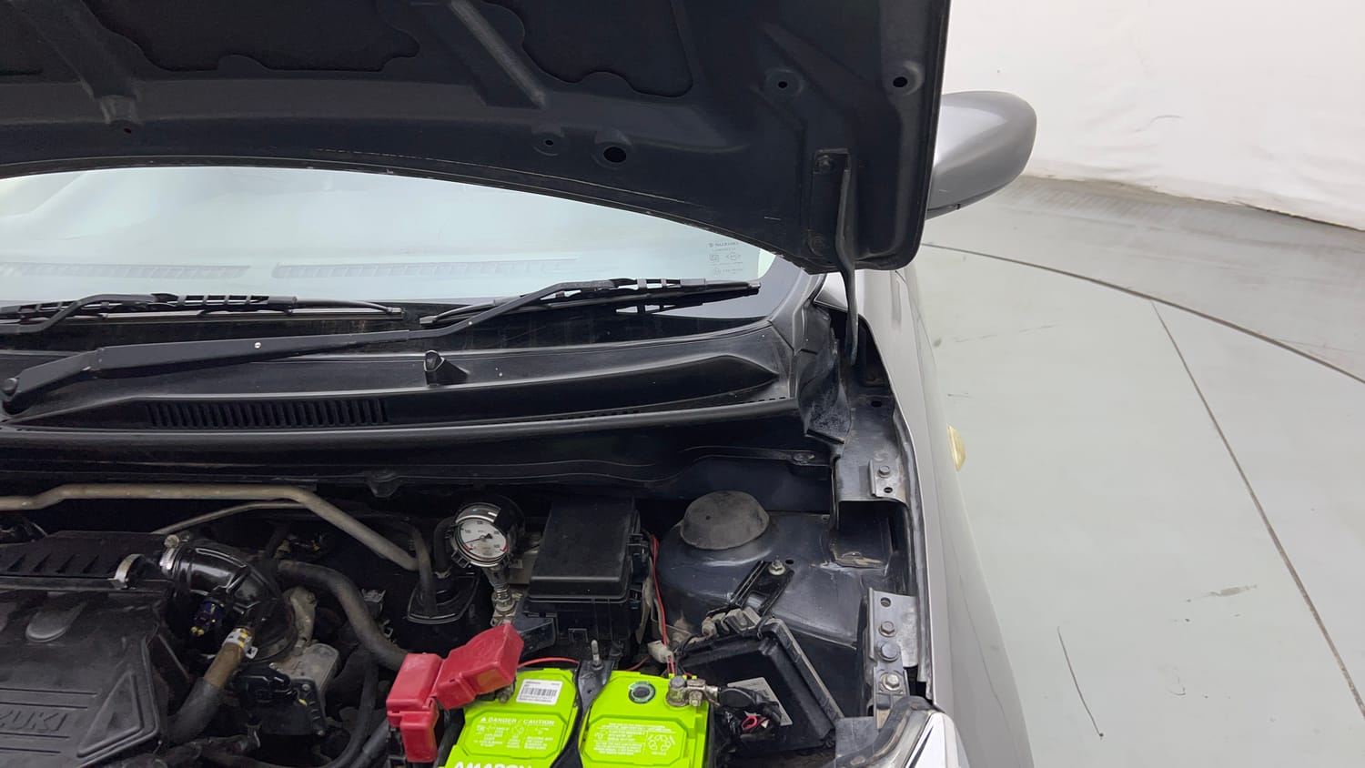 Used 2018 Maruti Suzuki Celerio VXi CNG Cng Manual engine ENGINE LEFT SIDE HINGE & APRON VIEW
