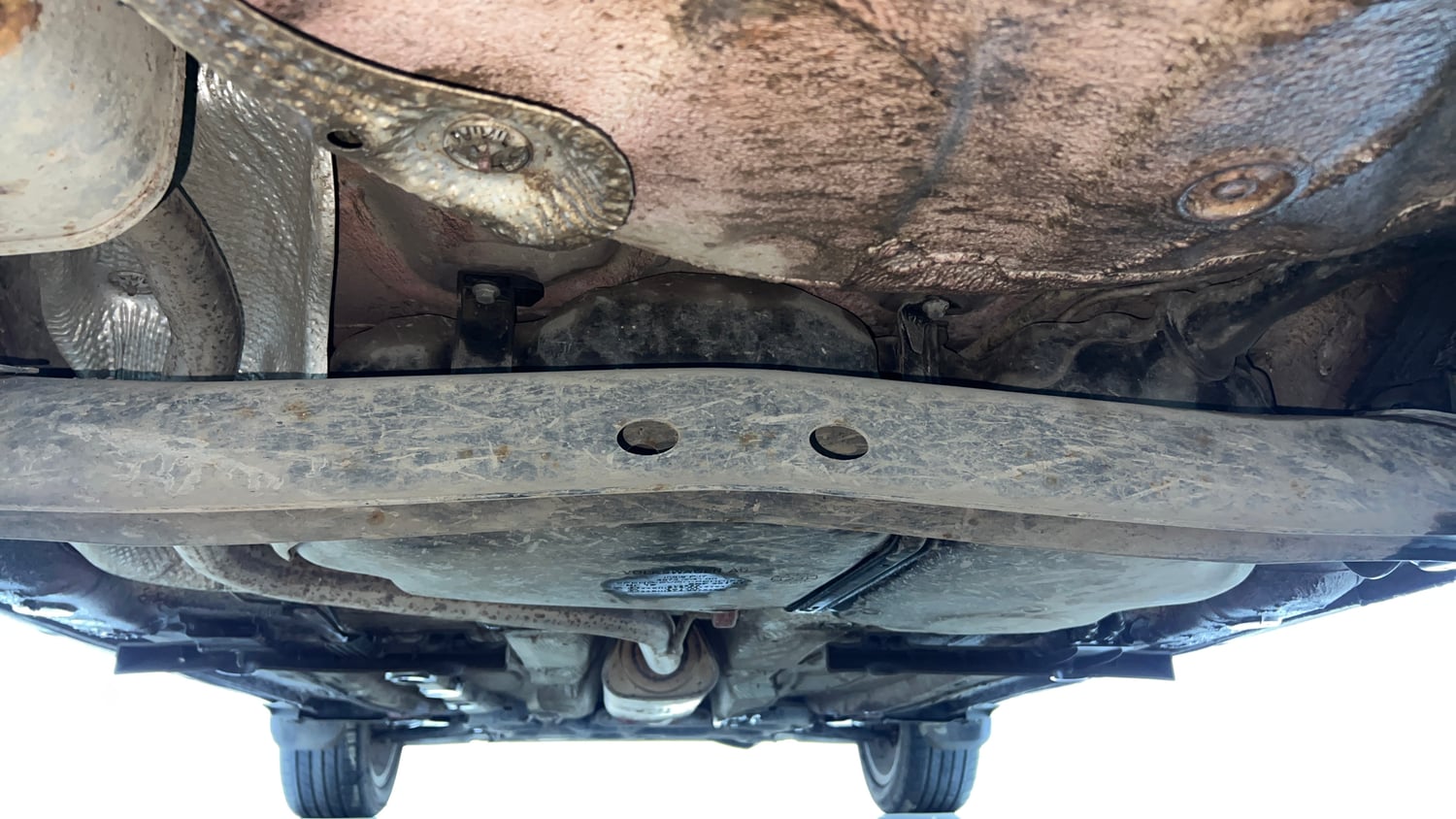 Used 2023 Volkswagen Taigun Topline 1.0 TSI AT Petrol Automatic extra REAR UNDERBODY VIEW (TAKEN FROM REAR)