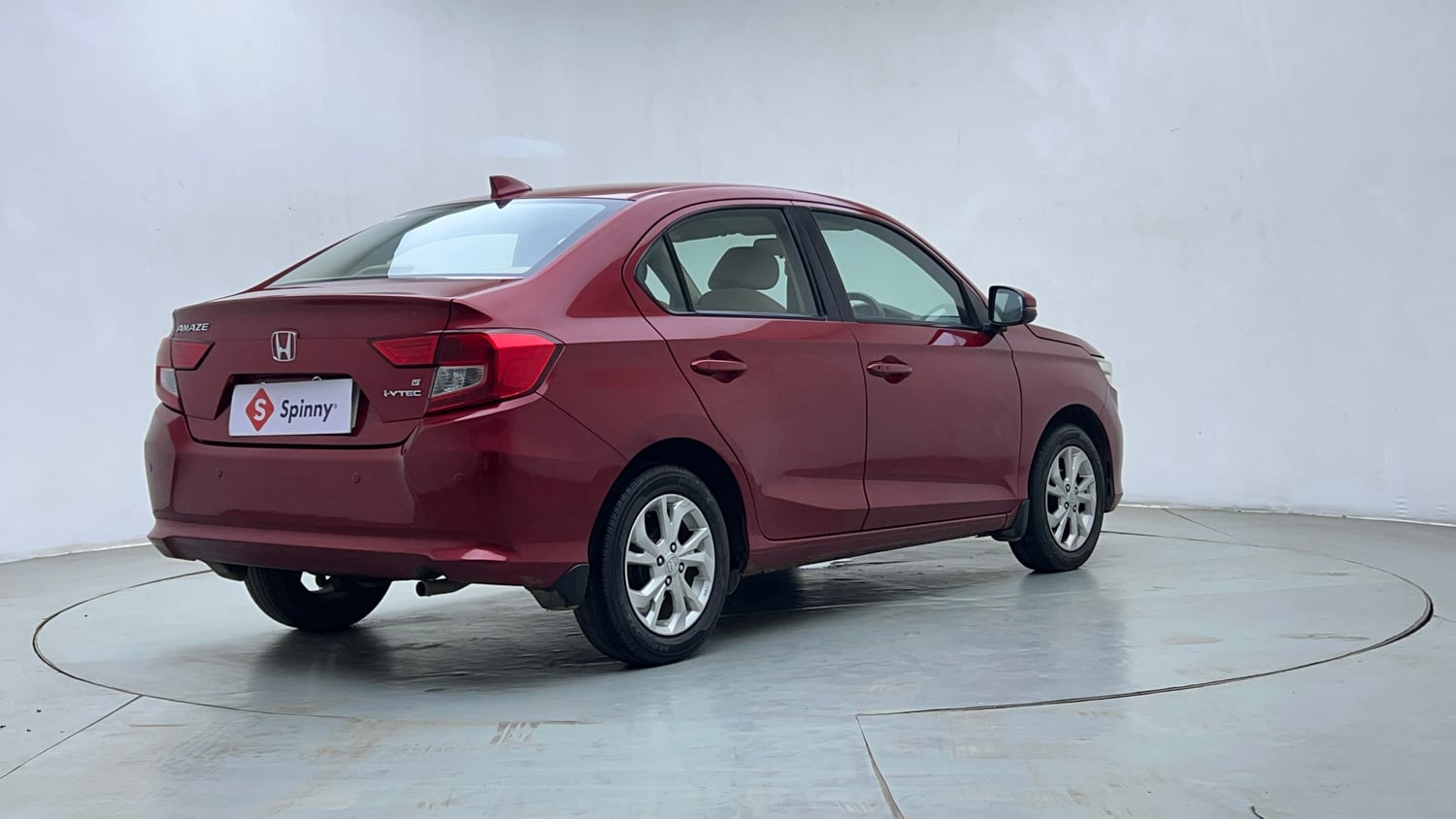 Used 2019 Honda Amaze 1.2 V CVT Petrol Petrol Automatic exterior RIGHT REAR CORNER VIEW