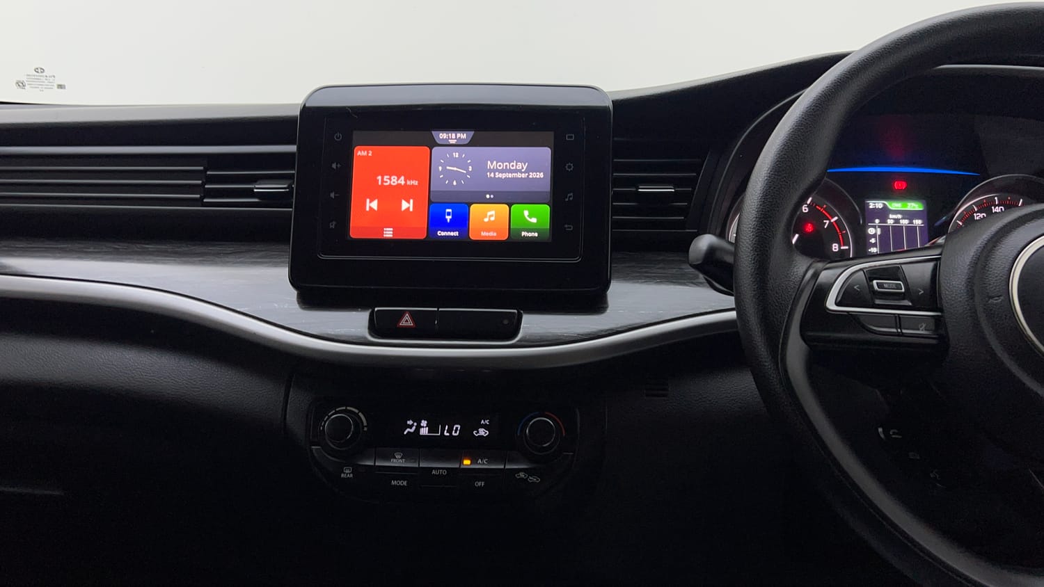 Used 2023 Maruti Suzuki XL6 Zeta MT CNG Cng Manual interior MUSIC SYSTEM & AC CONTROL VIEW