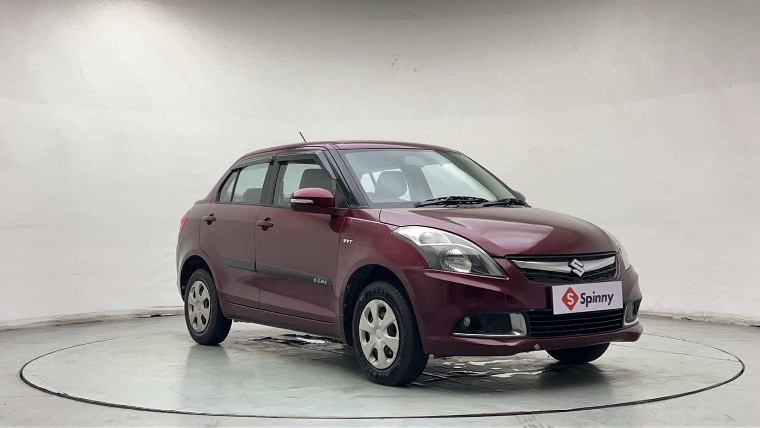 Used 2015 Maruti Suzuki Swift Dzire VXI Petrol Manual exterior RIGHT FRONT CORNER VIEW