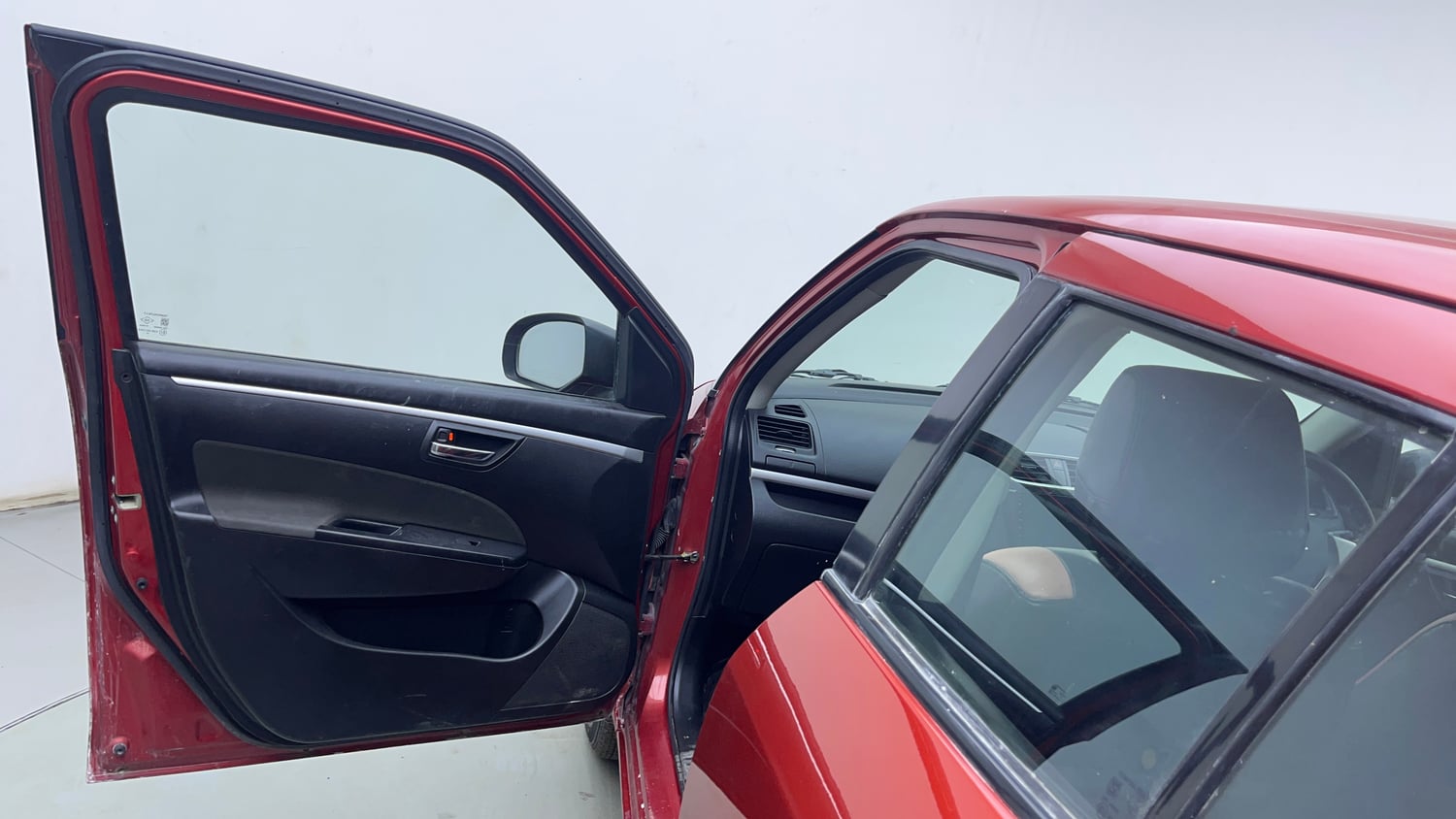 Used 2011 Maruti Suzuki Swift VXi Petrol Manual interior LEFT FRONT DOOR OPEN VIEW