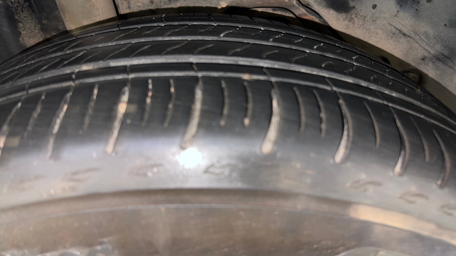 Used 2018 Ford Freestyle Trend 1.2 Ti-VCT Petrol Manual tyres RIGHT REAR TYRE TREAD VIEW