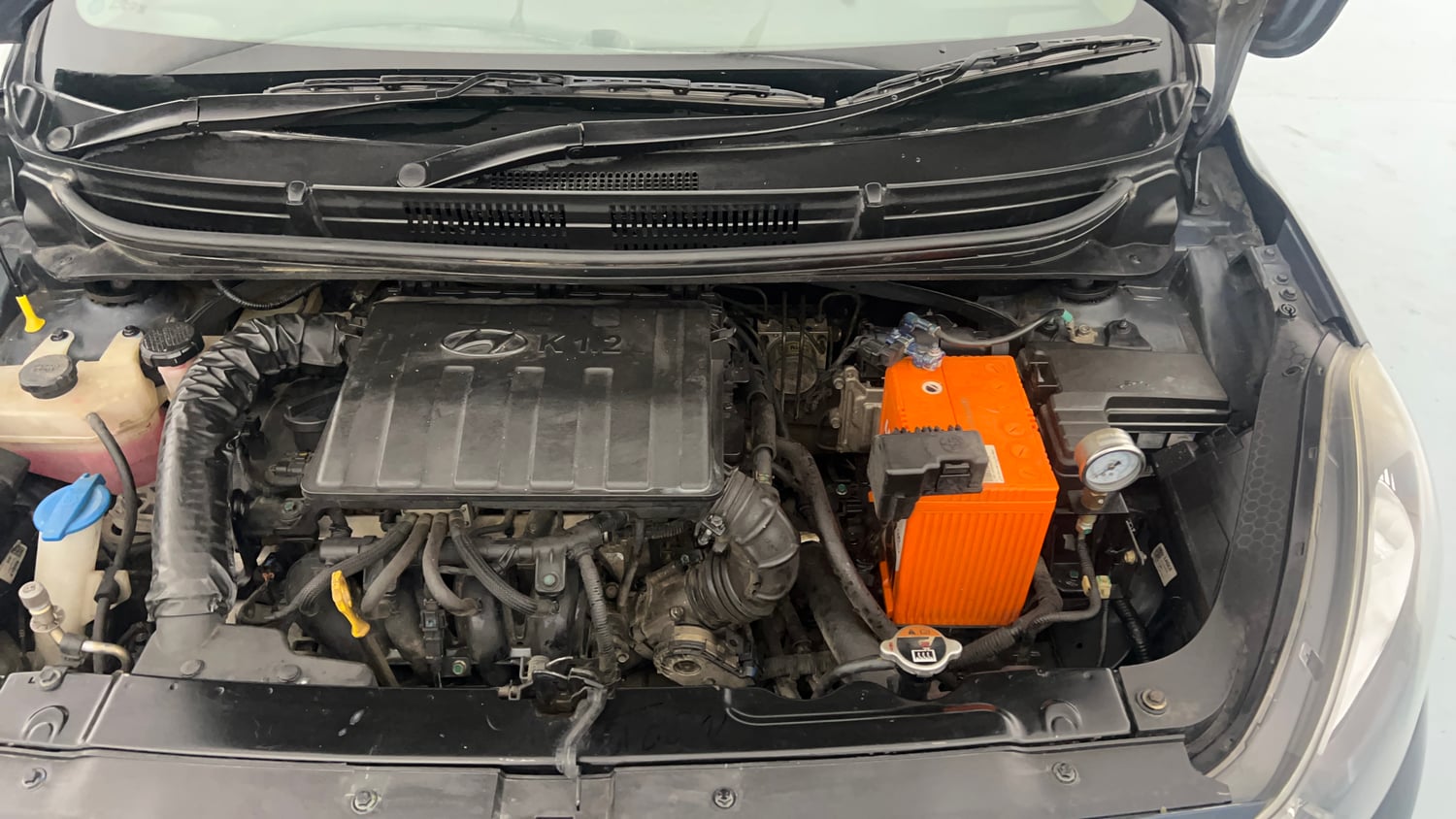 Used 2021 Hyundai Grand i10 Nios Sportz 1.2 Kappa VTVT CNG Cng Manual engine ENGINE LEFT SIDE VIEW