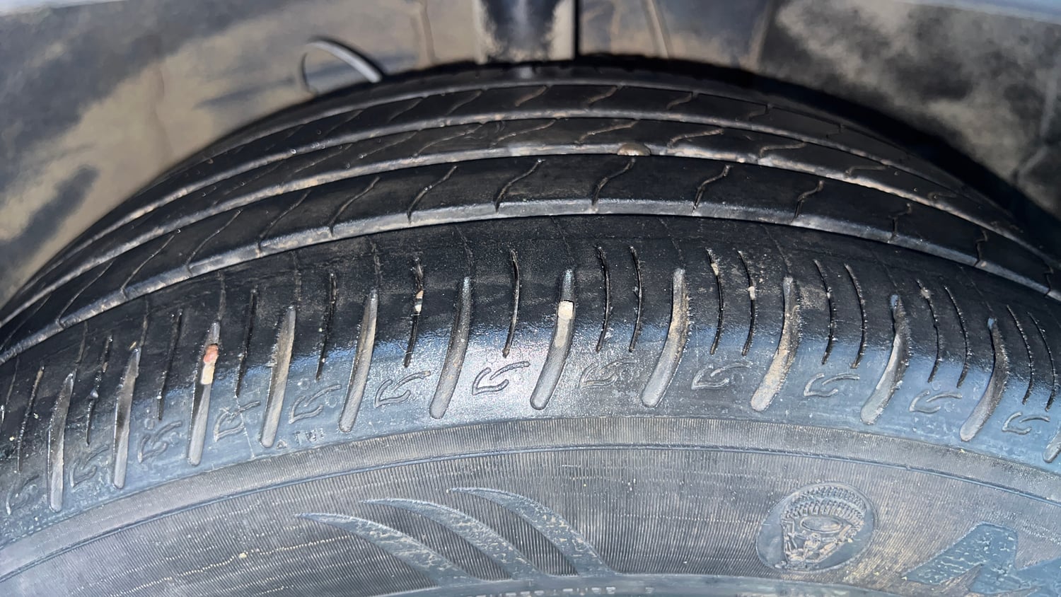 Used 2022 Hyundai Venue N-Line N6 DCT Dual Tone Petrol Automatic tyres RIGHT FRONT TYRE TREAD VIEW