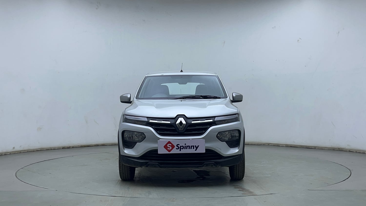 Used 2021 Renault Kwid RXT 1.0 Opt Petrol Manual exterior FRONT VIEW