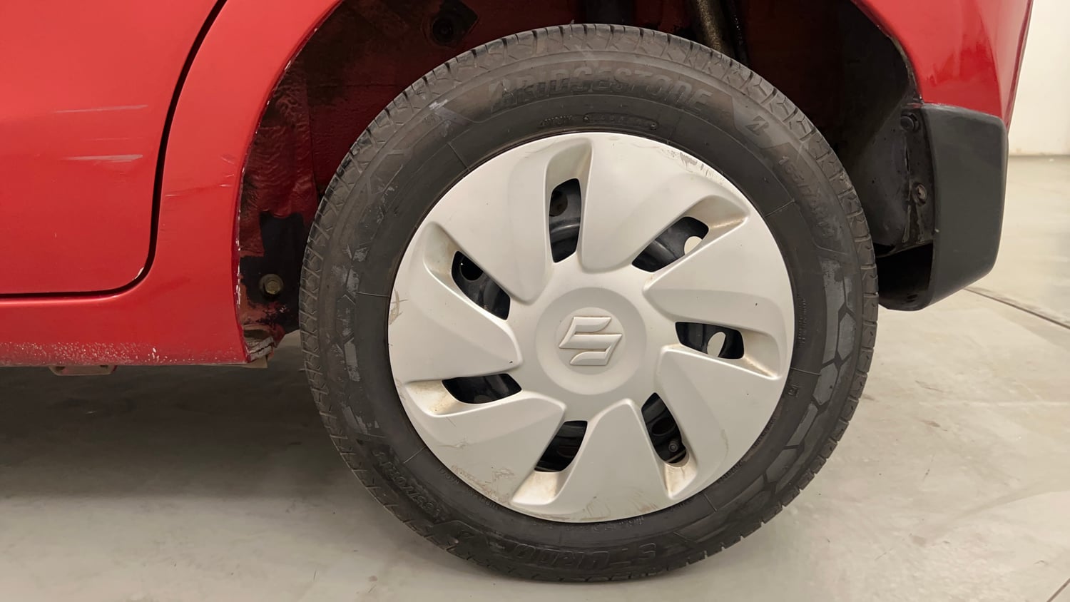 Used 2016 Maruti Suzuki Celerio ZXi AMT Petrol Automatic tyres LEFT REAR TYRE RIM VIEW