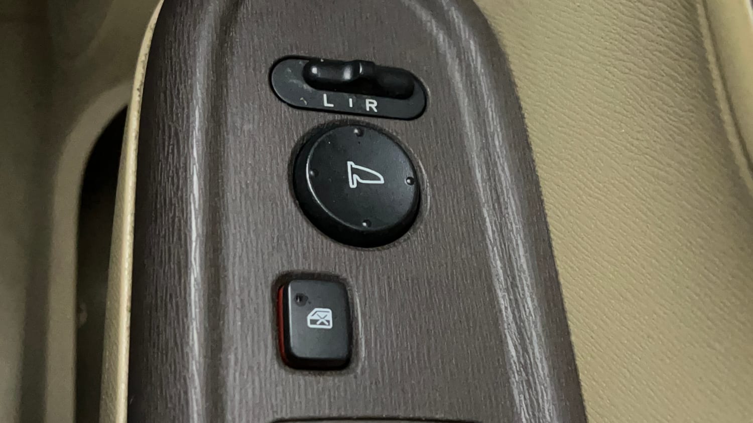 Used 2013 Honda Brio S MT Petrol Manual top_features Adjustable ORVM