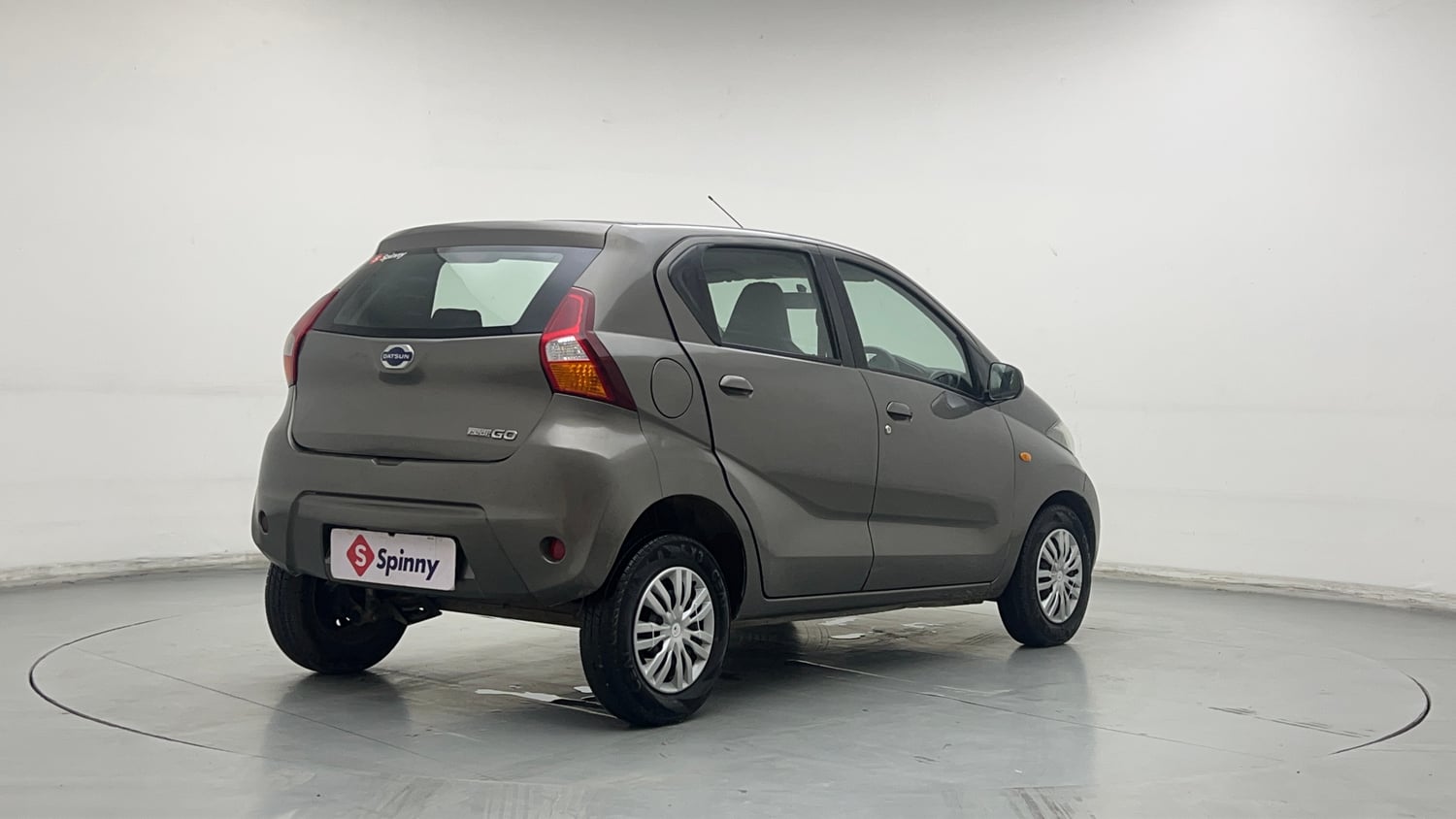 Used 2018 Datsun Redi-GO T (O) Petrol Manual exterior RIGHT REAR CORNER VIEW