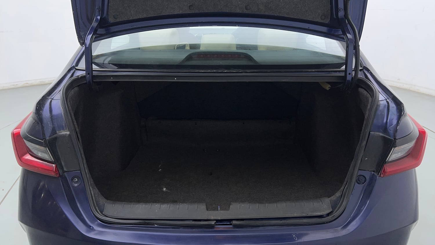 Used 2023 Honda City V Petrol MT Petrol Manual interior DICKY INSIDE VIEW