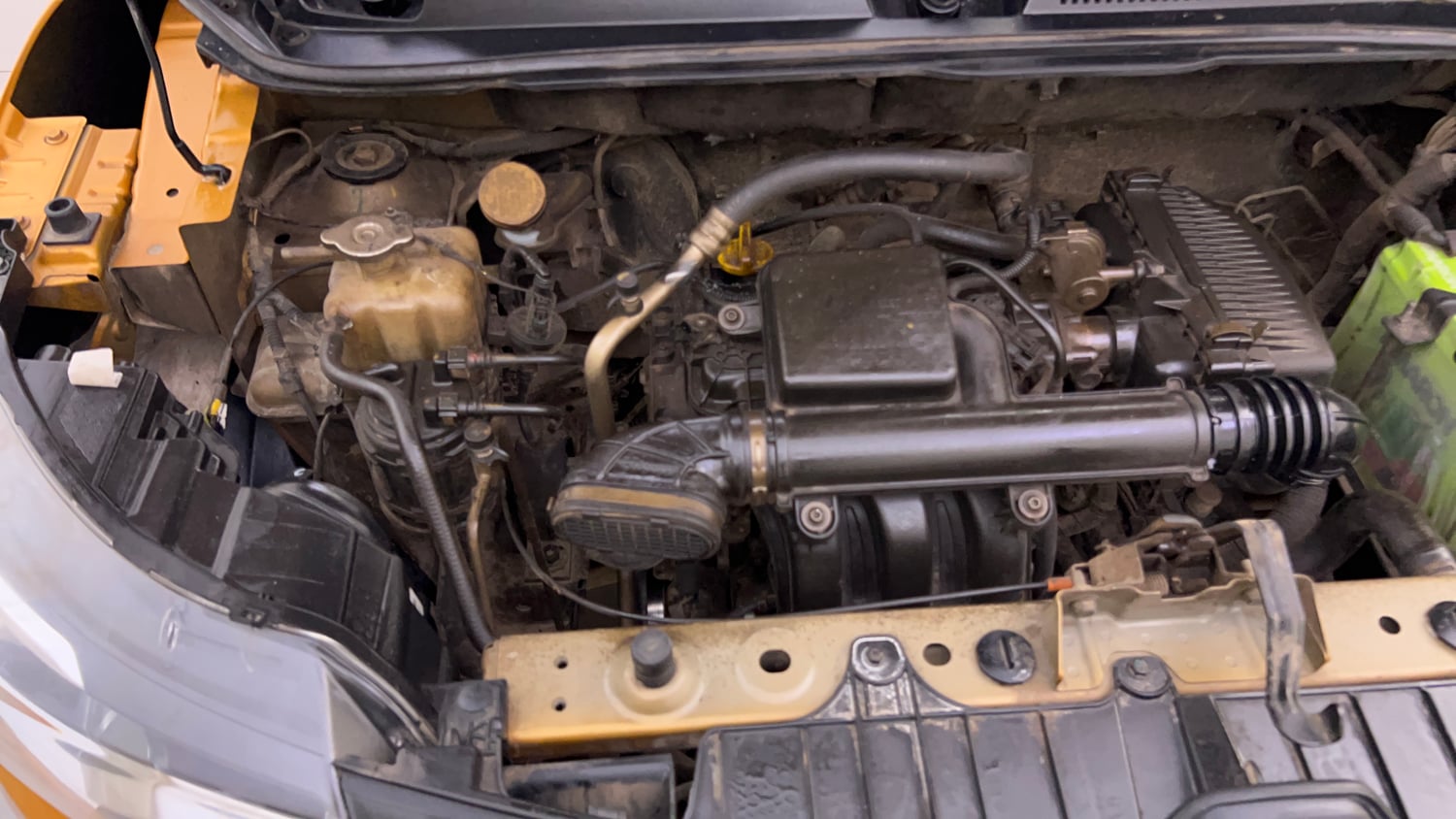 Used 2022 Renault Triber RXZ EASY-R AMT Petrol Automatic engine ENGINE RIGHT SIDE VIEW